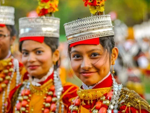 depositphotos_136819896-stock-photo-smiling-girls-in-shillong-in